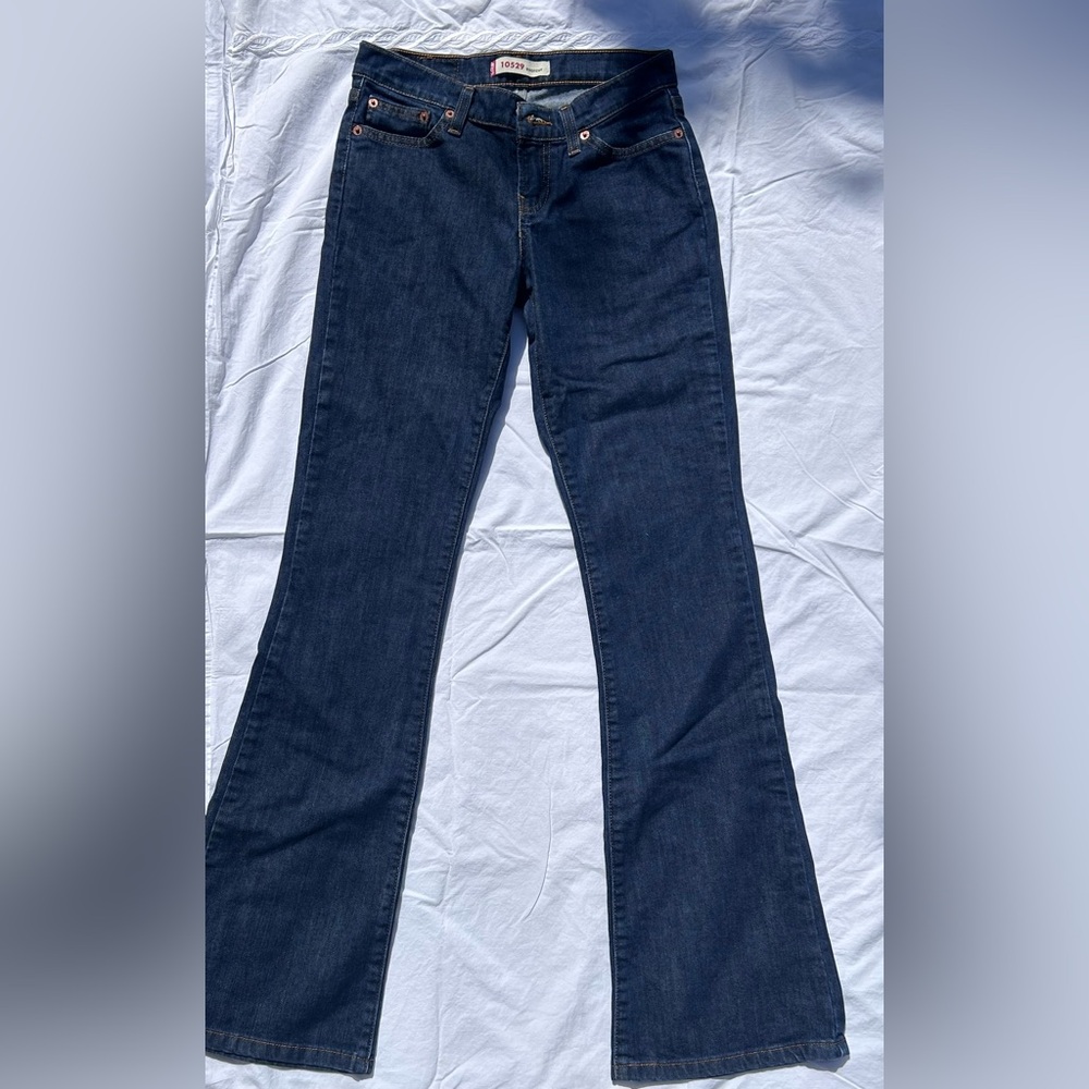 Levis Bootcut Dark Wash Jeans